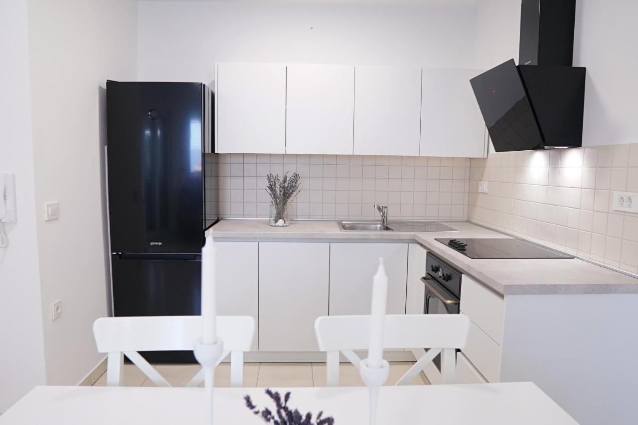 Orkula Apartments Пашман Экстерьер фото